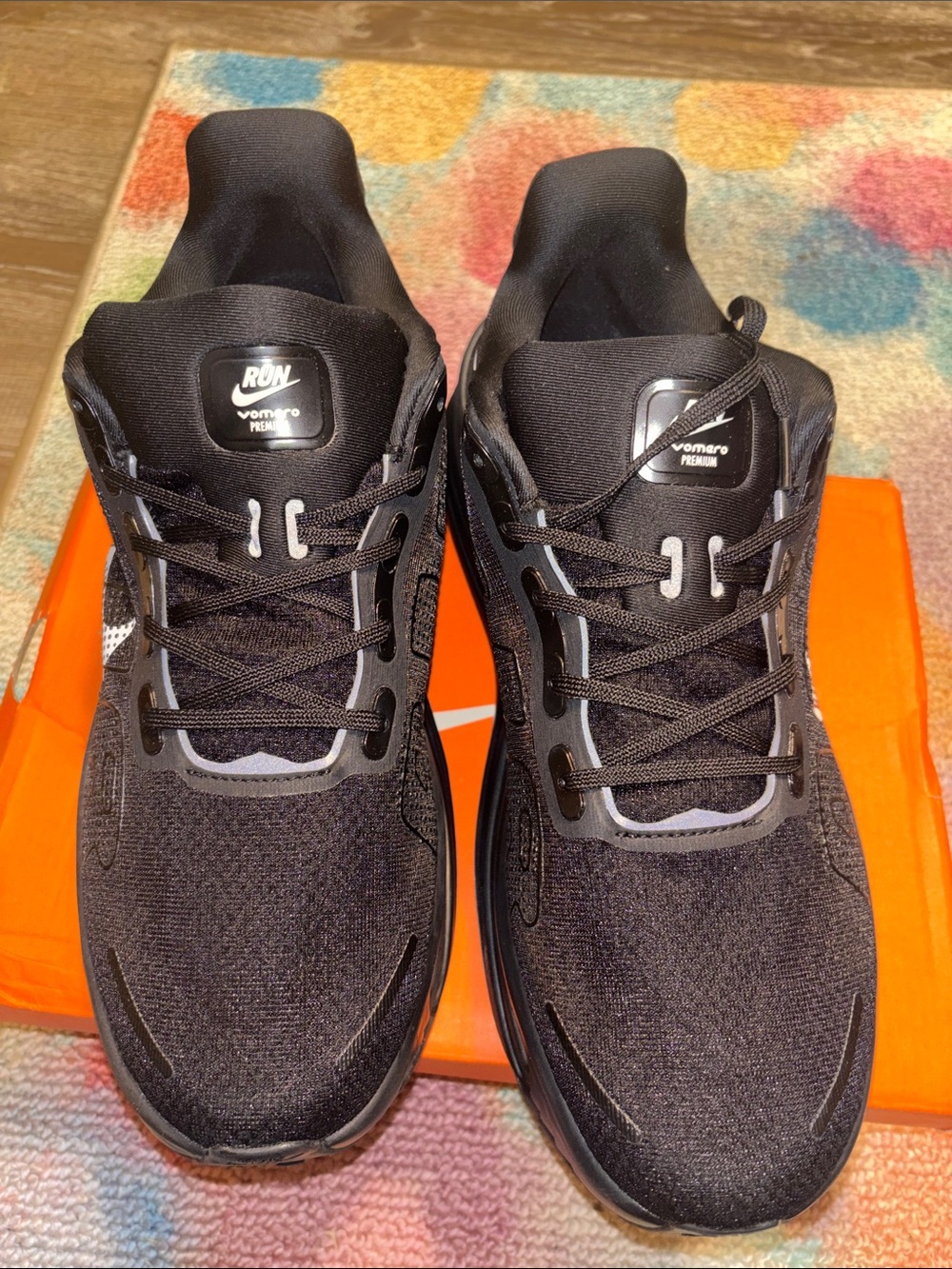 Nike Black and White Running Sneakers with Elevated Air Sole - Picture 3 of 7